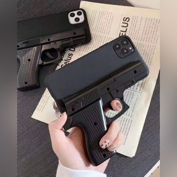 Black Gun-Shaped Phone Case for Iphone 16 Pro Max - Picture 1 of 8